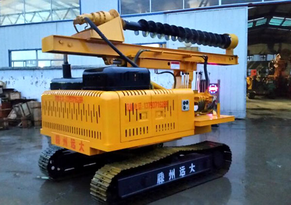 草莓视频污污污太阳能光伏履带液压草莓视频在线观看18雨中拍摄图一