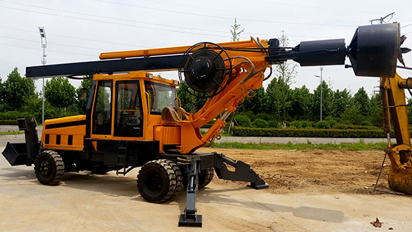 滕州草莓视频污污污轮式旋挖钻侧面图一