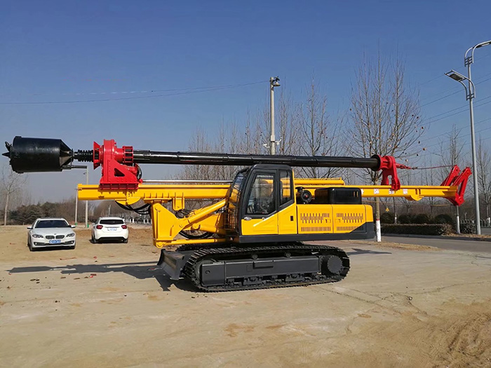 草莓视频污污污机锁杆草莓成人在线25米深